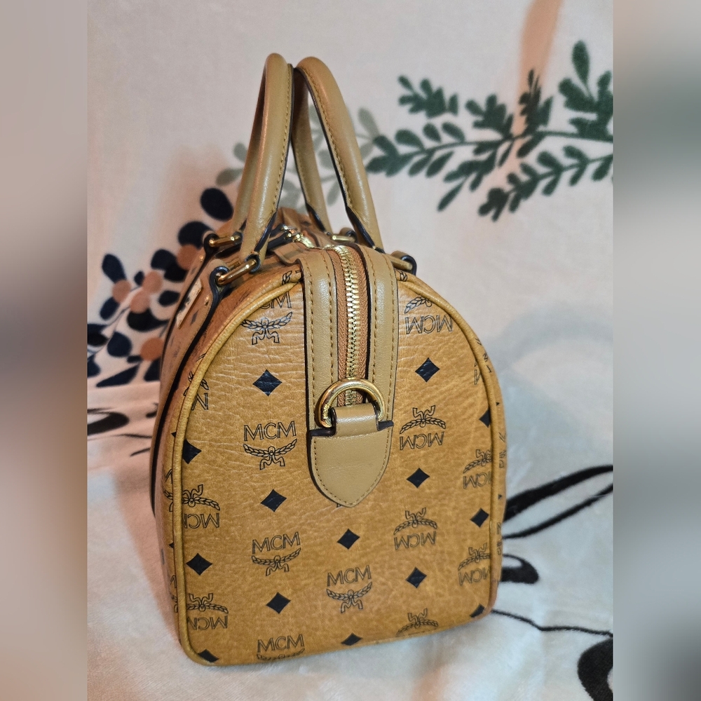 MCM Tan Monogram Handbag - Picture 4 of 16